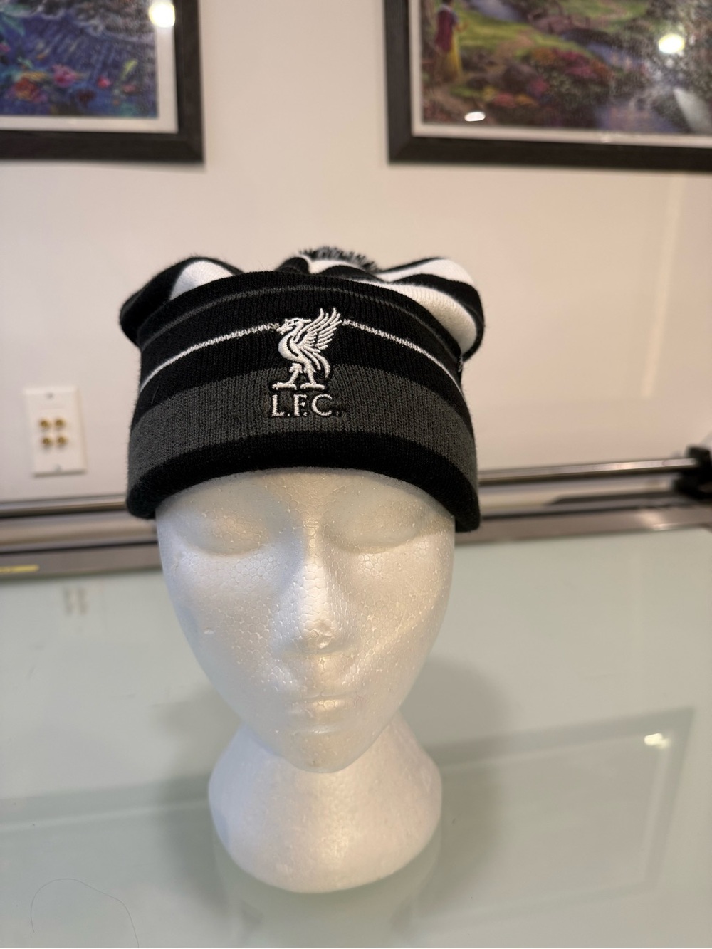 NWT '47 Brand Liverpool FC LFC Striped Pom Beanie Toque Black White